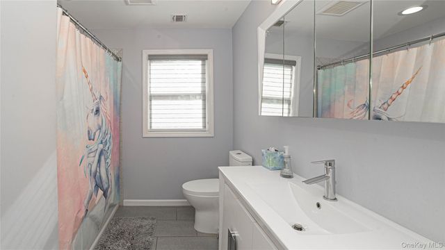 7 Jackson Street, Nesconset, NY 11767