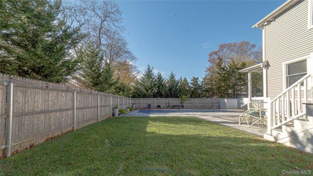 7 Jackson Street, Nesconset, NY 11767