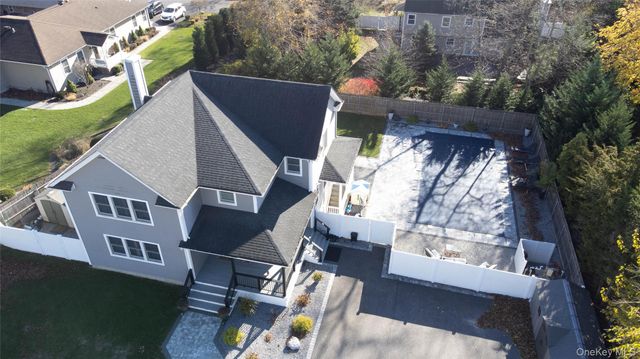 7 Jackson Street, Nesconset, NY 11767