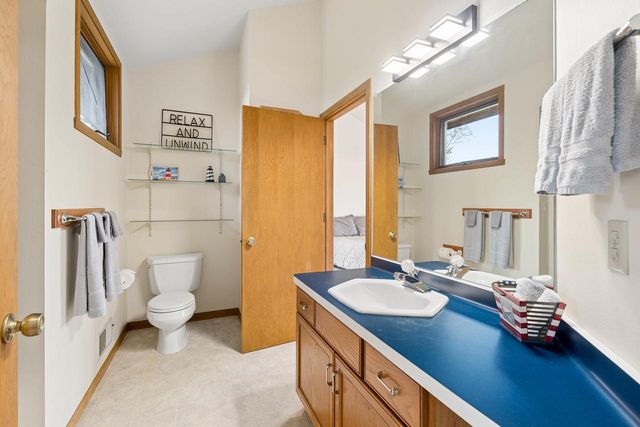 340 Lake ROAD, Menasha, WI 54952