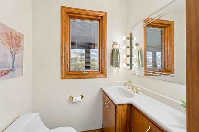 340 Lake ROAD, Menasha, WI 54952
