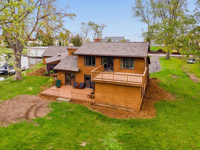 340 Lake ROAD, Menasha, WI 54952