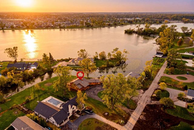 340 Lake ROAD, Menasha, WI 54952