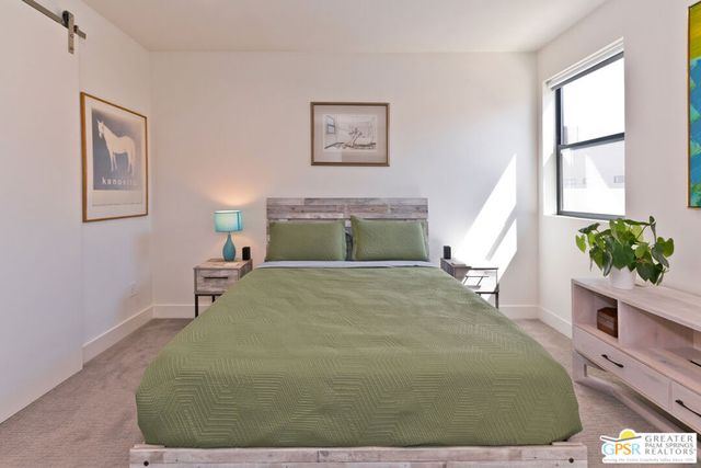 222 Vista Terrace, Palm Springs, CA 92262