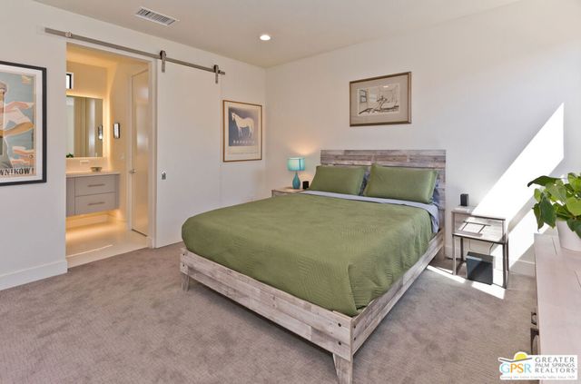 222 Vista Terrace, Palm Springs, CA 92262