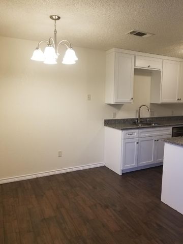 6499 Central Avenue, North Richland Hills, TX 76182