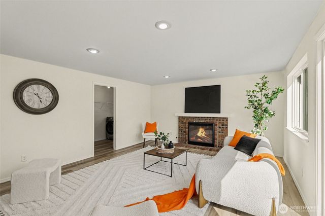 18131 26th Drive SE, Bothell, WA 98012