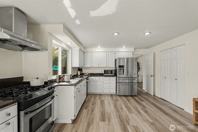 18131 26th Drive SE, Bothell, WA 98012