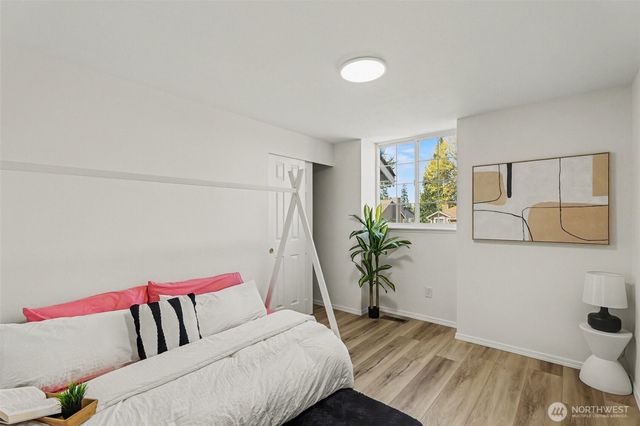 18131 26th Drive SE, Bothell, WA 98012