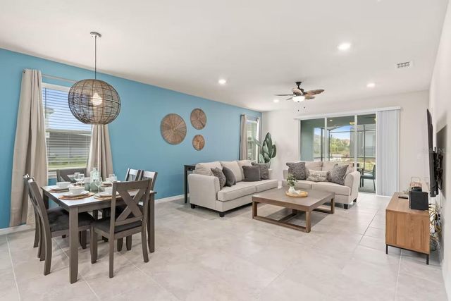 7180 OAKMOSS LOOP, Davenport, FL 33837