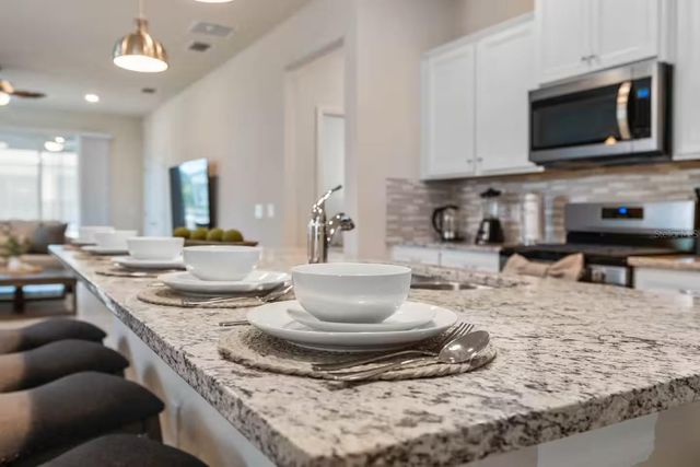 7180 OAKMOSS LOOP, Davenport, FL 33837