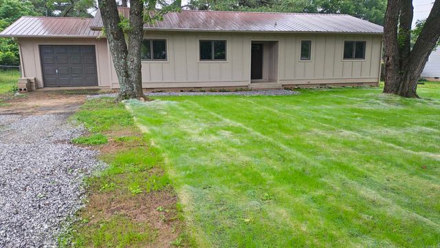 404 Maple Drive, Mountain View, AR 72560