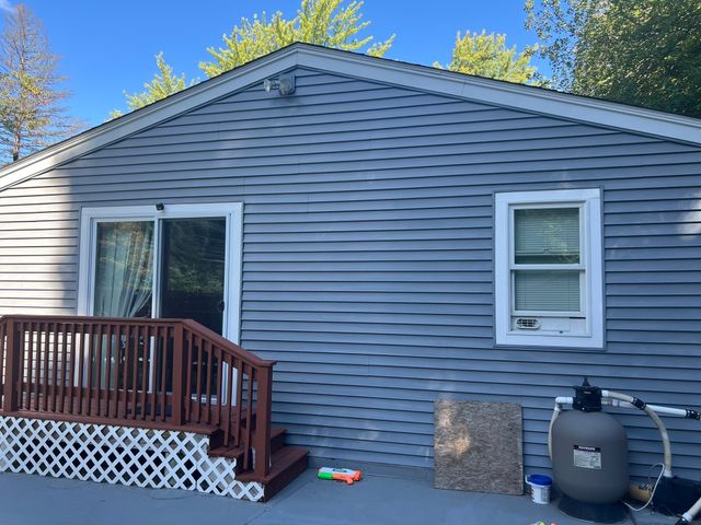 3 Macintosh Ln, Ashland, MA 01721