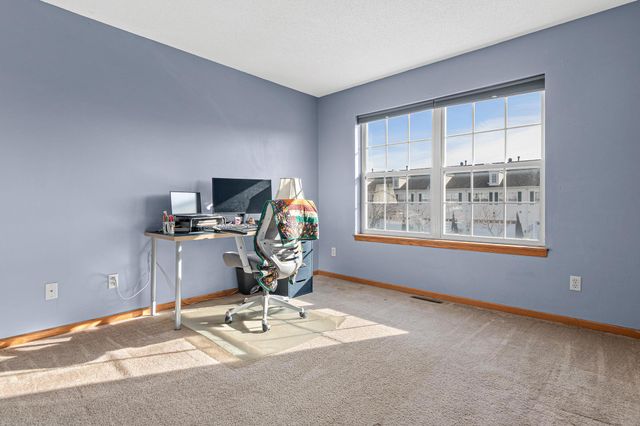 1035 Providence Drive, Shakopee, MN 55379