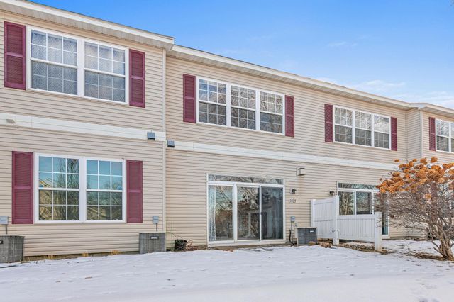 1035 Providence Drive, Shakopee, MN 55379