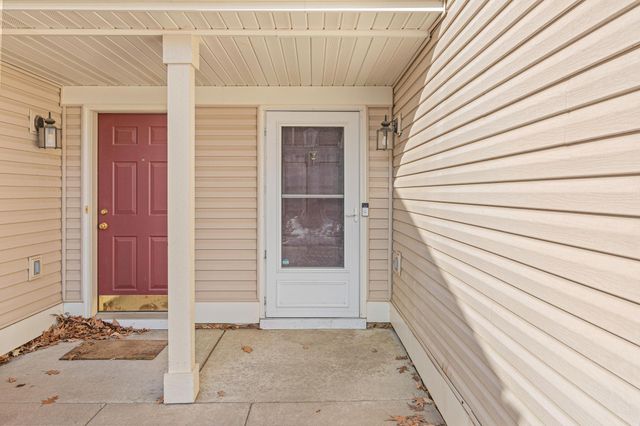 1035 Providence Drive, Shakopee, MN 55379