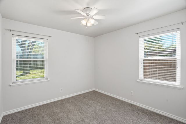 8660 Kingspoint Drive, Dallas, TX 75238