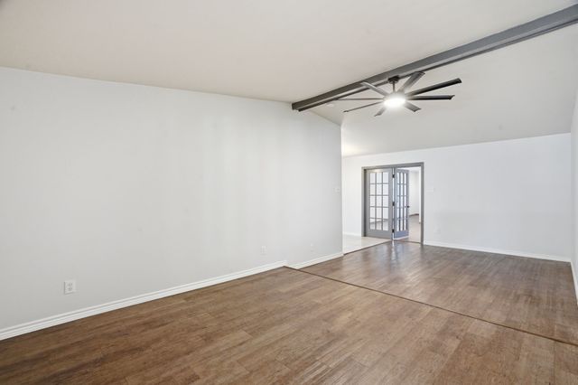 8660 Kingspoint Drive, Dallas, TX 75238