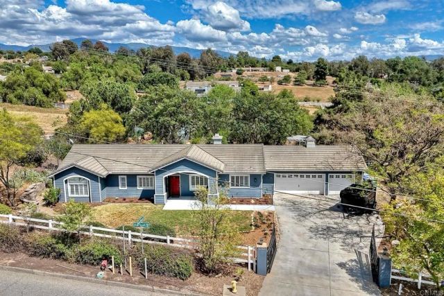31503 Stardust Lane, Valley Center, CA 92082