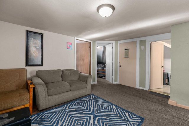 1897 E NEWBERRY STREET, Appleton, WI 54915