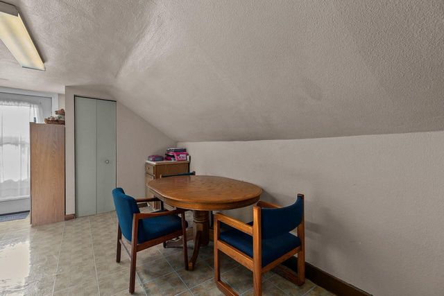 1897 E NEWBERRY STREET, Appleton, WI 54915