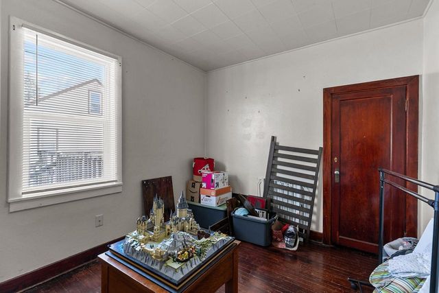 1897 E NEWBERRY STREET, Appleton, WI 54915