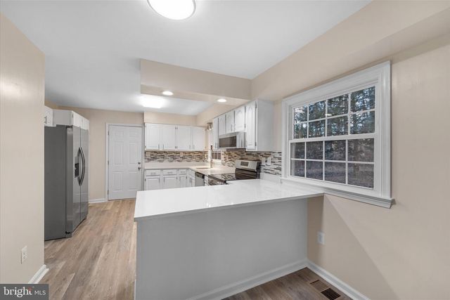 8016 STILLBROOKE RD, Manassas, VA 20112