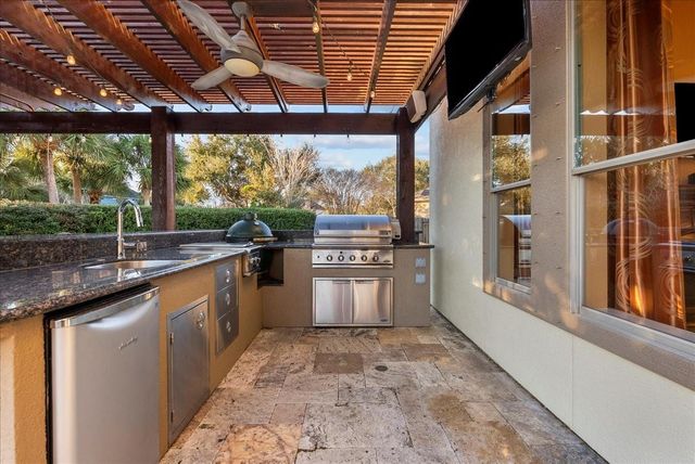 4510 Estella Court, League City, TX 77573