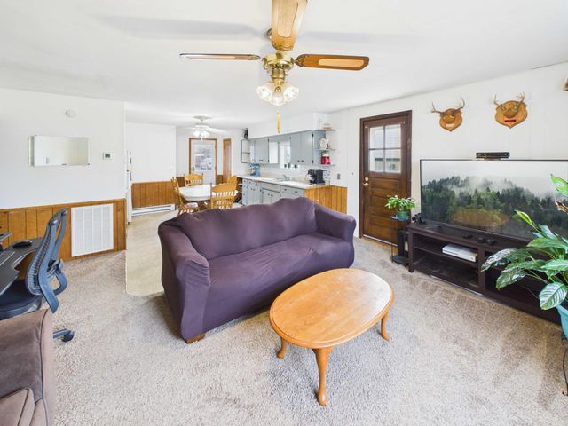 900 4th Street, Holdingford, MN 56340