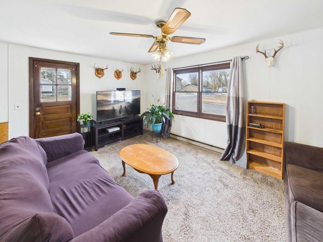 900 4th Street, Holdingford, MN 56340