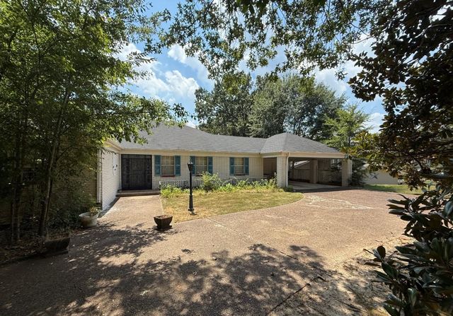 90 VIKING DR, Memphis, TN 38018