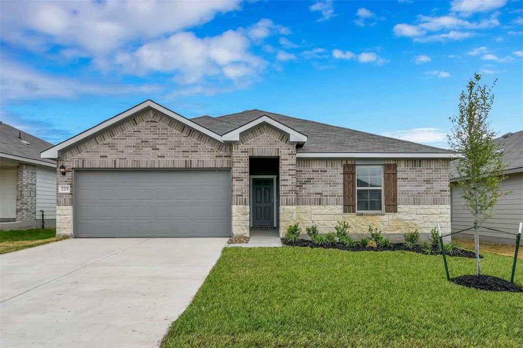 225 Pecos Drive, Huntsville, TX 77340