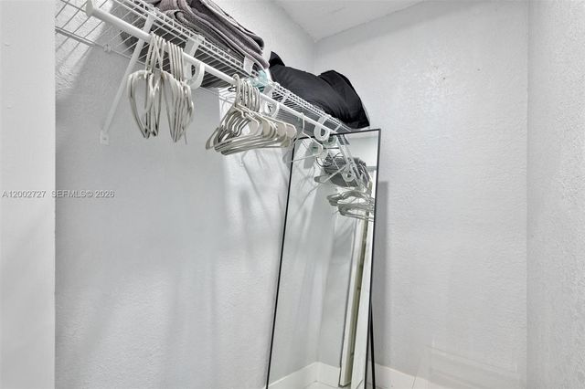 14760 S Spur Dr, Miami, FL 33161