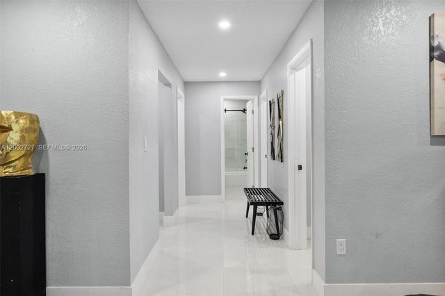 14760 S Spur Dr, Miami, FL 33161