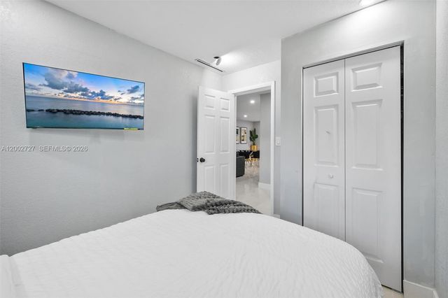 14760 S Spur Dr, Miami, FL 33161