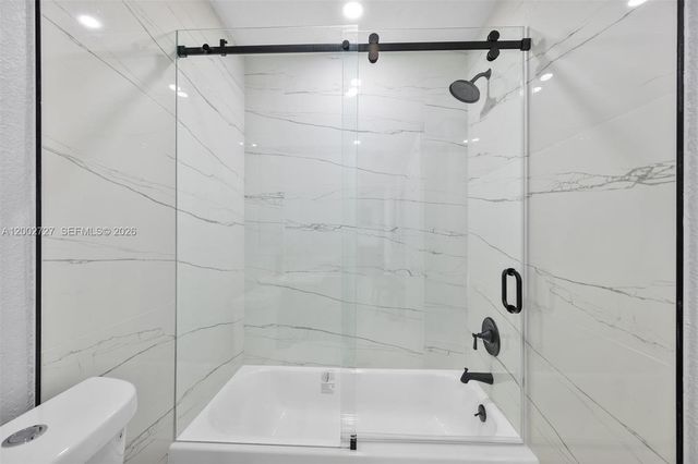 14760 S Spur Dr, Miami, FL 33161