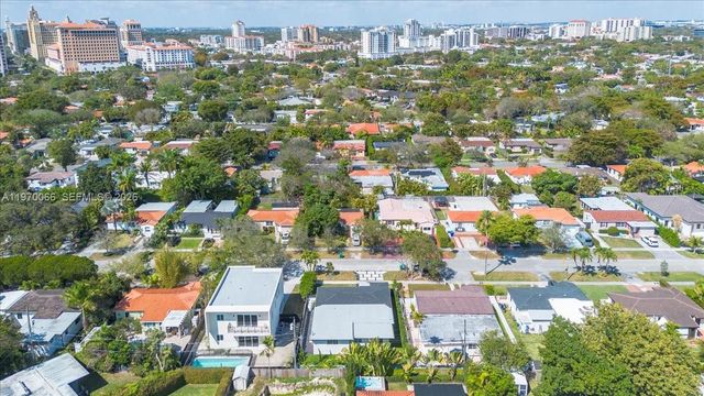 1971 SW 33rd Ave, Miami, FL 33145