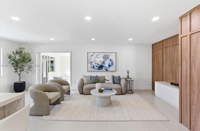 1971 SW 33rd Ave, Miami, FL 33145