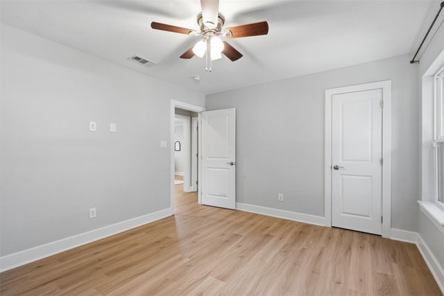 3709 Wildwood Road, Fort Worth, TX 76107