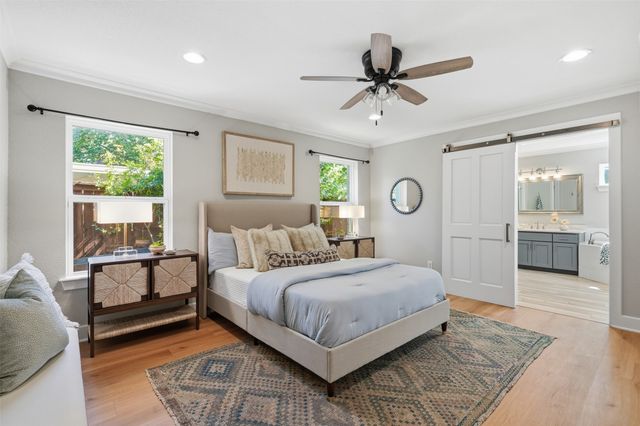 3709 Wildwood Road, Fort Worth, TX 76107