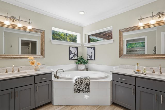 3709 Wildwood Road, Fort Worth, TX 76107