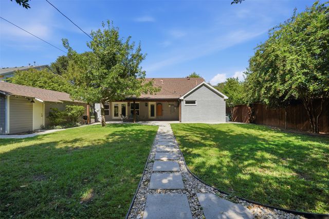 3709 Wildwood Road, Fort Worth, TX 76107