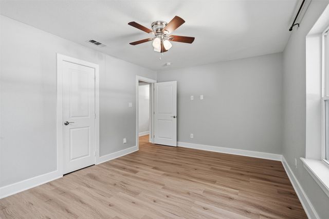 3709 Wildwood Road, Fort Worth, TX 76107