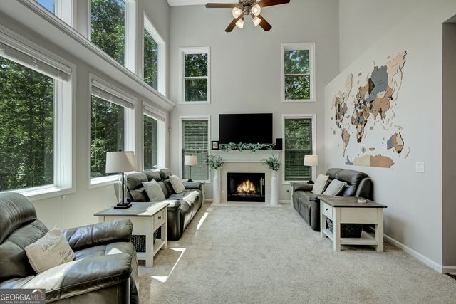 381 Rosebay Lane, Sharpsburg, GA 30277