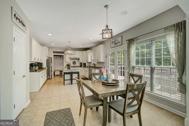 381 Rosebay Lane, Sharpsburg, GA 30277