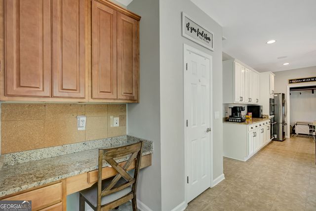 381 Rosebay Lane, Sharpsburg, GA 30277