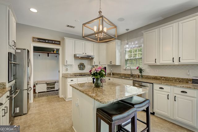 381 Rosebay Lane, Sharpsburg, GA 30277