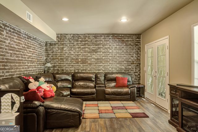 381 Rosebay Lane, Sharpsburg, GA 30277