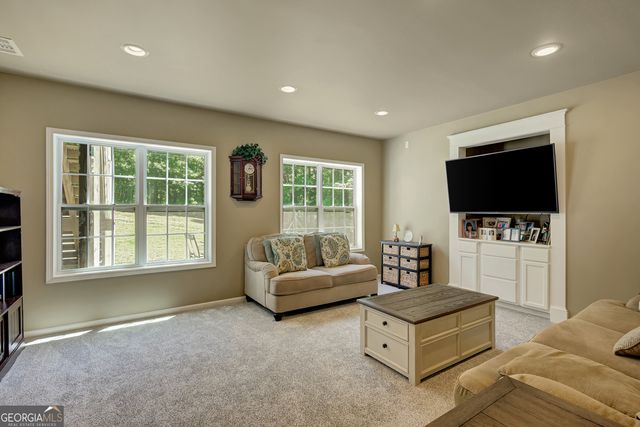 381 Rosebay Lane, Sharpsburg, GA 30277