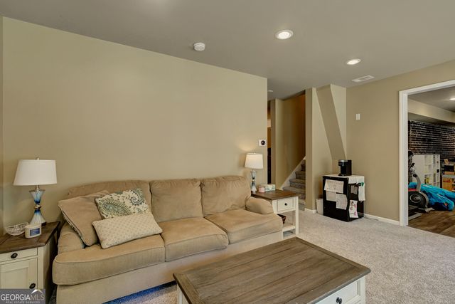 381 Rosebay Lane, Sharpsburg, GA 30277